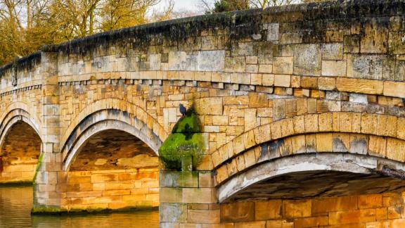 Image of bridge in Leicester